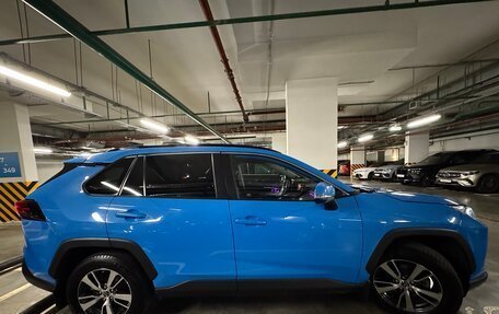 Toyota RAV4, 2019 год, 2 800 000 рублей, 7 фотография