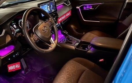 Toyota RAV4, 2019 год, 2 800 000 рублей, 8 фотография