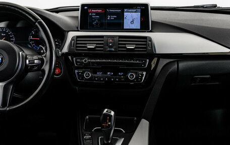 BMW 3 серия, 2015 год, 2 099 000 рублей, 18 фотография