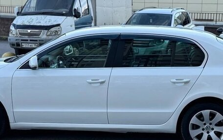 Skoda Superb III рестайлинг, 2012 год, 930 000 рублей, 13 фотография
