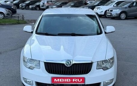 Skoda Superb III рестайлинг, 2012 год, 930 000 рублей, 12 фотография
