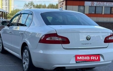 Skoda Superb III рестайлинг, 2012 год, 930 000 рублей, 7 фотография
