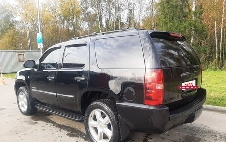 Chevrolet Tahoe III, 2012 год, 1 700 000 рублей, 2 фотография