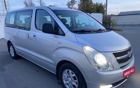 Hyundai Grand Starex Grand Starex I рестайлинг 2, 2008 год, 1 230 000 рублей, 12 фотография