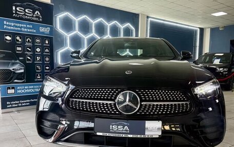 Mercedes-Benz E-Класс, 2023 год, 6 220 845 рублей, 2 фотография
