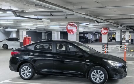 Hyundai Solaris II рестайлинг, 2021 год, 1 600 000 рублей, 5 фотография