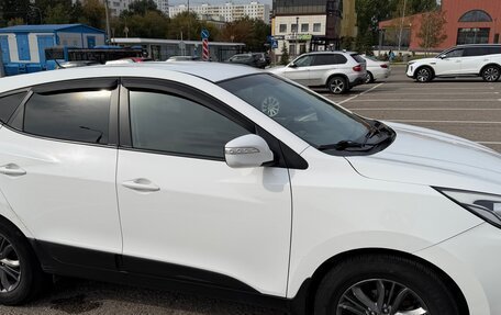 Hyundai ix35 I рестайлинг, 2015 год, 1 000 000 рублей, 4 фотография