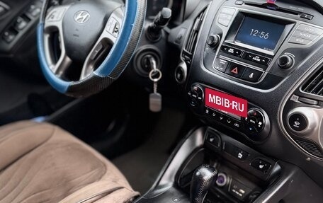 Hyundai ix35 I рестайлинг, 2015 год, 1 000 000 рублей, 8 фотография