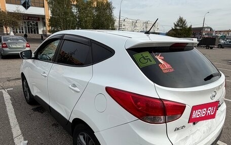 Hyundai ix35 I рестайлинг, 2015 год, 1 000 000 рублей, 5 фотография