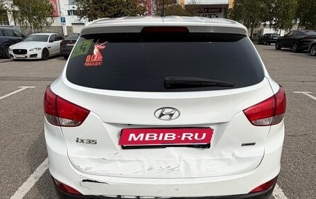 Hyundai ix35 I рестайлинг, 2015 год, 1 000 000 рублей, 2 фотография