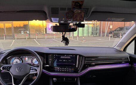 Volkswagen Touareg III, 2021 год, 6 500 000 рублей, 14 фотография