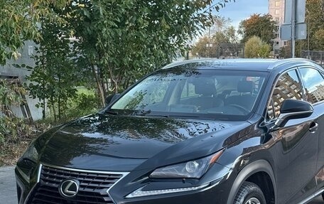 Lexus NX I, 2017 год, 2 750 000 рублей, 3 фотография