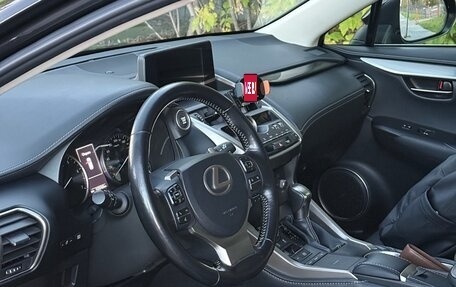 Lexus NX I, 2017 год, 2 750 000 рублей, 18 фотография