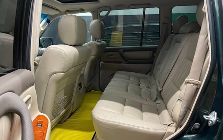 Toyota Land Cruiser 100 рестайлинг 2, 2004 год, 1 550 000 рублей, 14 фотография
