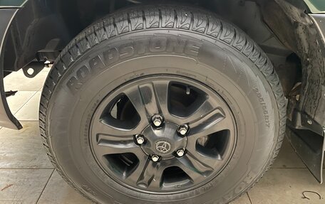 Toyota Land Cruiser 100 рестайлинг 2, 2004 год, 1 550 000 рублей, 4 фотография