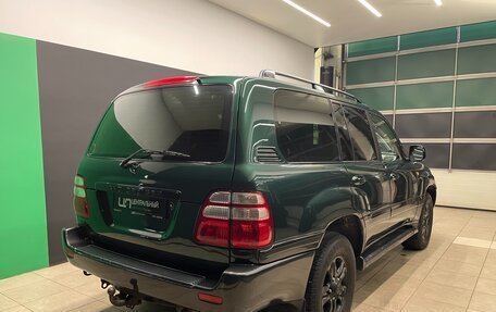 Toyota Land Cruiser 100 рестайлинг 2, 2004 год, 1 550 000 рублей, 7 фотография