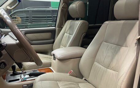 Toyota Land Cruiser 100 рестайлинг 2, 2004 год, 1 550 000 рублей, 12 фотография