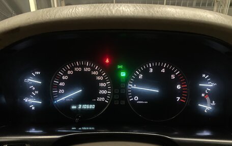 Toyota Land Cruiser 100 рестайлинг 2, 2004 год, 1 550 000 рублей, 24 фотография