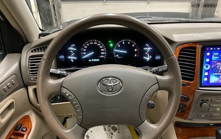 Toyota Land Cruiser 100 рестайлинг 2, 2004 год, 1 550 000 рублей, 23 фотография