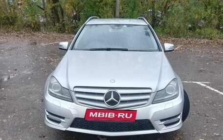 Mercedes-Benz C-Класс, 2013 год, 1 950 000 рублей, 1 фотография