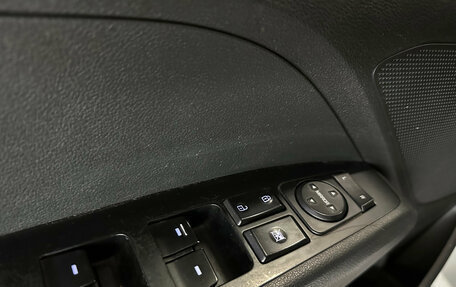Hyundai Elantra VI рестайлинг, 2016 год, 1 300 000 рублей, 16 фотография