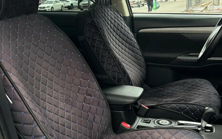 Mitsubishi Outlander III рестайлинг 3, 2012 год, 1 450 000 рублей, 13 фотография