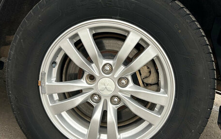 Mitsubishi Outlander III рестайлинг 3, 2012 год, 1 450 000 рублей, 26 фотография