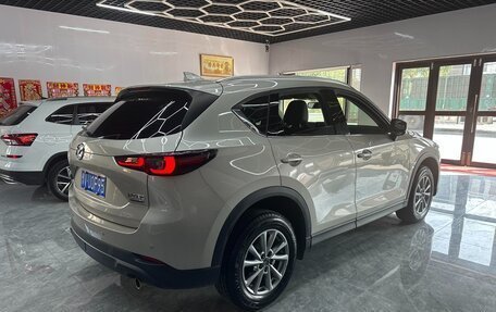 Mazda CX-5 II, 2022 год, 1 840 000 рублей, 5 фотография