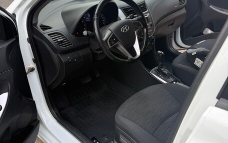 Hyundai Solaris II рестайлинг, 2014 год, 1 075 000 рублей, 7 фотография