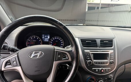 Hyundai Solaris II рестайлинг, 2014 год, 1 075 000 рублей, 8 фотография