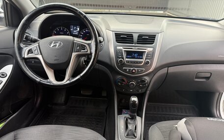 Hyundai Solaris II рестайлинг, 2014 год, 1 075 000 рублей, 10 фотография