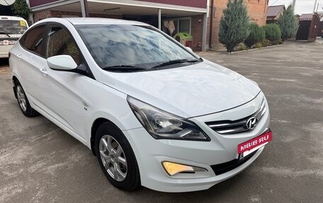 Hyundai Solaris II рестайлинг, 2014 год, 1 075 000 рублей, 2 фотография