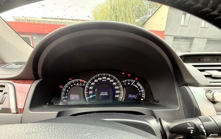 Toyota Camry, 2014 год, 1 650 000 рублей, 10 фотография