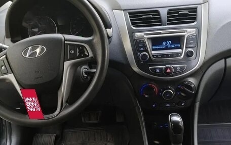 Hyundai Solaris II рестайлинг, 2016 год, 3 фотография