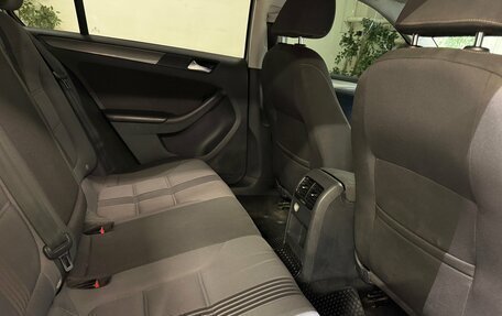 Volkswagen Jetta VI, 2016 год, 1 120 000 рублей, 10 фотография