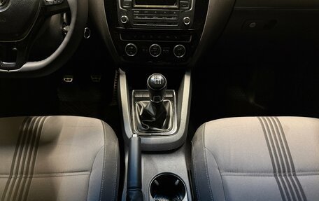 Volkswagen Jetta VI, 2016 год, 1 120 000 рублей, 13 фотография