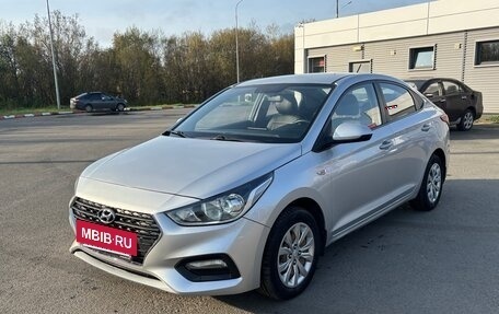 Hyundai Solaris II рестайлинг, 2017 год, 1 110 000 рублей, 3 фотография