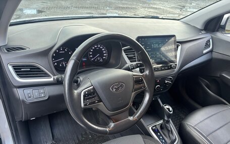 Hyundai Solaris II рестайлинг, 2017 год, 1 110 000 рублей, 11 фотография
