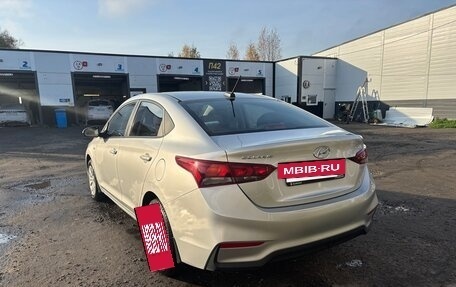 Hyundai Solaris II рестайлинг, 2017 год, 1 110 000 рублей, 10 фотография