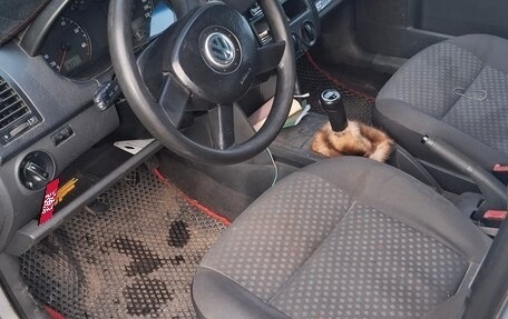 Volkswagen Polo IV рестайлинг, 2003 год, 230 000 рублей, 7 фотография