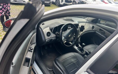 Chevrolet Cruze II, 2010 год, 580 000 рублей, 4 фотография