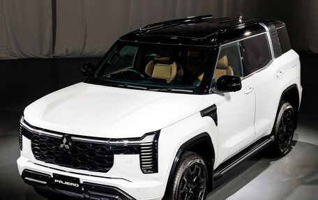 Mitsubishi Pajero IV, 2026 год, 8 421 000 рублей, 2 фотография