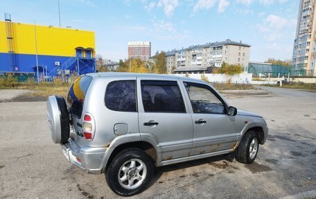 Chevrolet Niva I рестайлинг, 2004 год, 250 000 рублей, 4 фотография