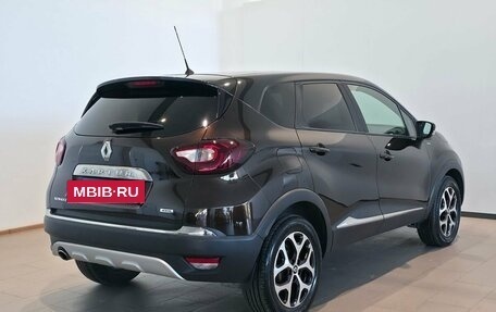Renault Kaptur I рестайлинг, 2018 год, 1 619 000 рублей, 2 фотография