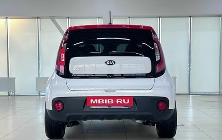 KIA Soul II рестайлинг, 2017 год, 1 575 000 рублей, 6 фотография