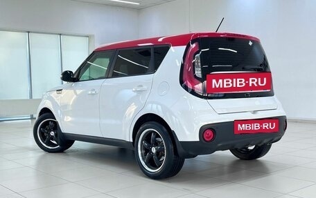 KIA Soul II рестайлинг, 2017 год, 1 575 000 рублей, 8 фотография