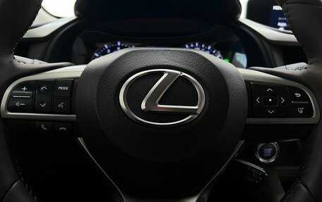 Lexus RX IV рестайлинг, 2018 год, 3 700 000 рублей, 17 фотография