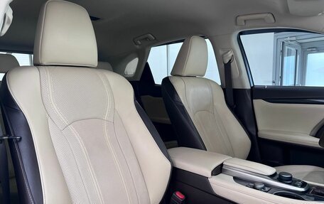 Lexus RX IV рестайлинг, 2018 год, 3 700 000 рублей, 35 фотография