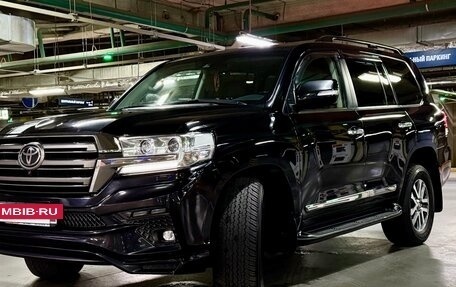 Toyota Land Cruiser 200, 2016 год, 6 400 000 рублей, 2 фотография