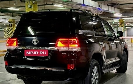 Toyota Land Cruiser 200, 2016 год, 6 400 000 рублей, 4 фотография